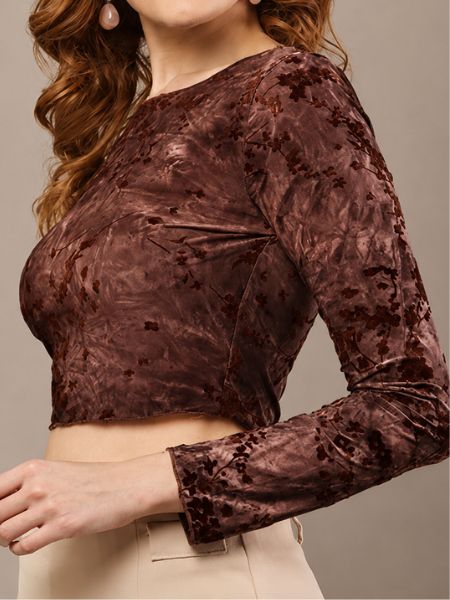 Velvet-touch second skin crop top